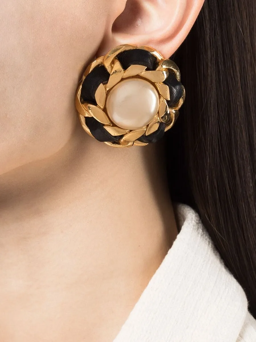 1970's Pearl Button Earrings