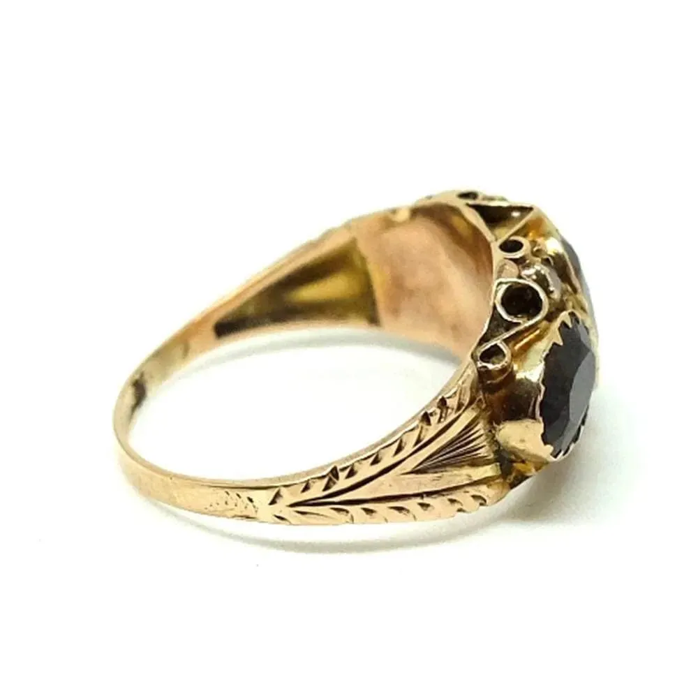 Antique Edwardian 1912 Garnet 9ct Yellow Gold Ring