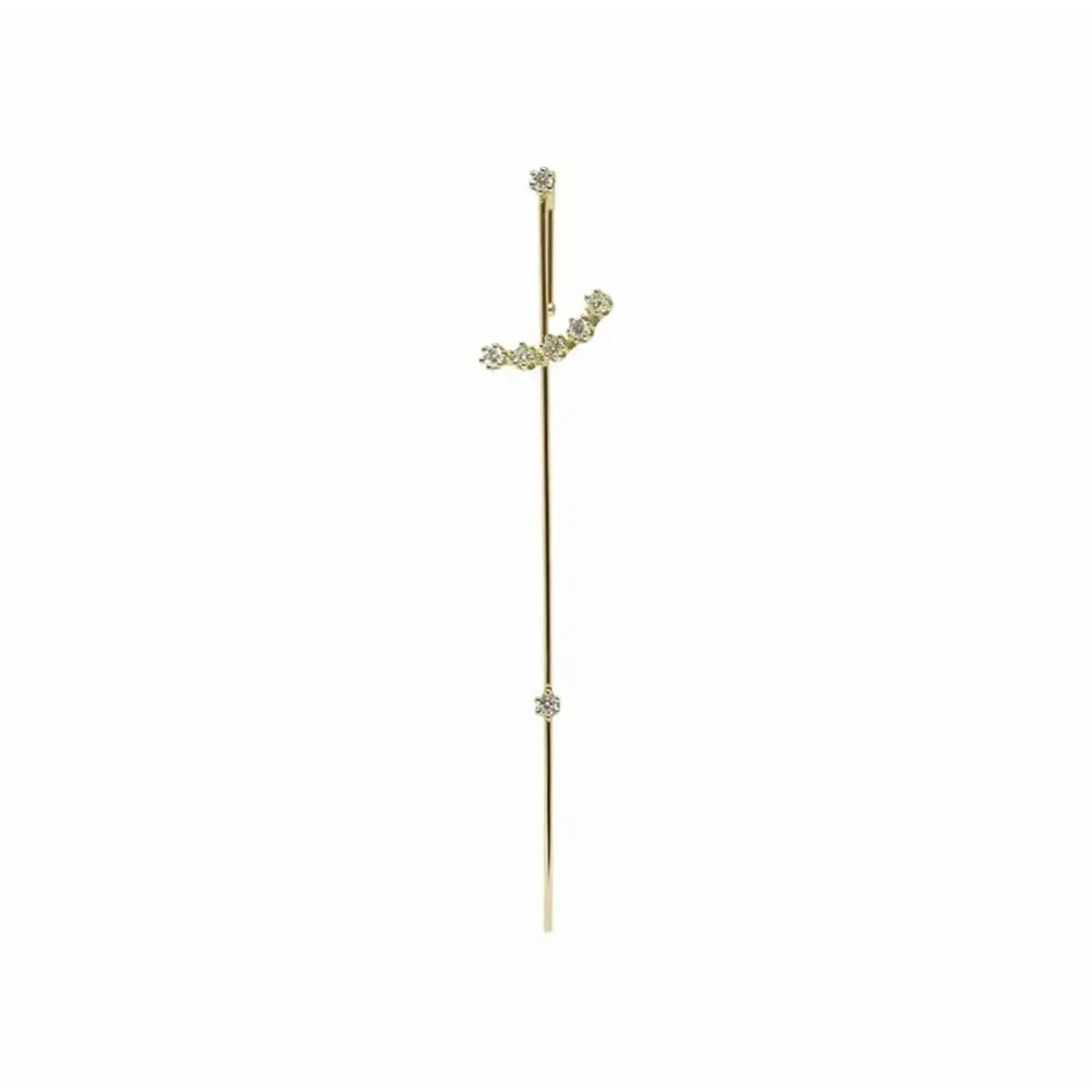 Bora Ear Climber Earrings - Gold