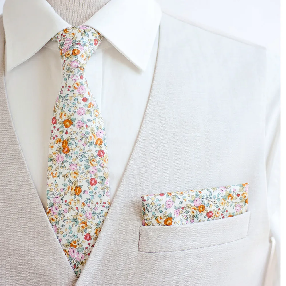 Men's Freestyle Self-Tie Bow Tie / Blossoms In Yellow