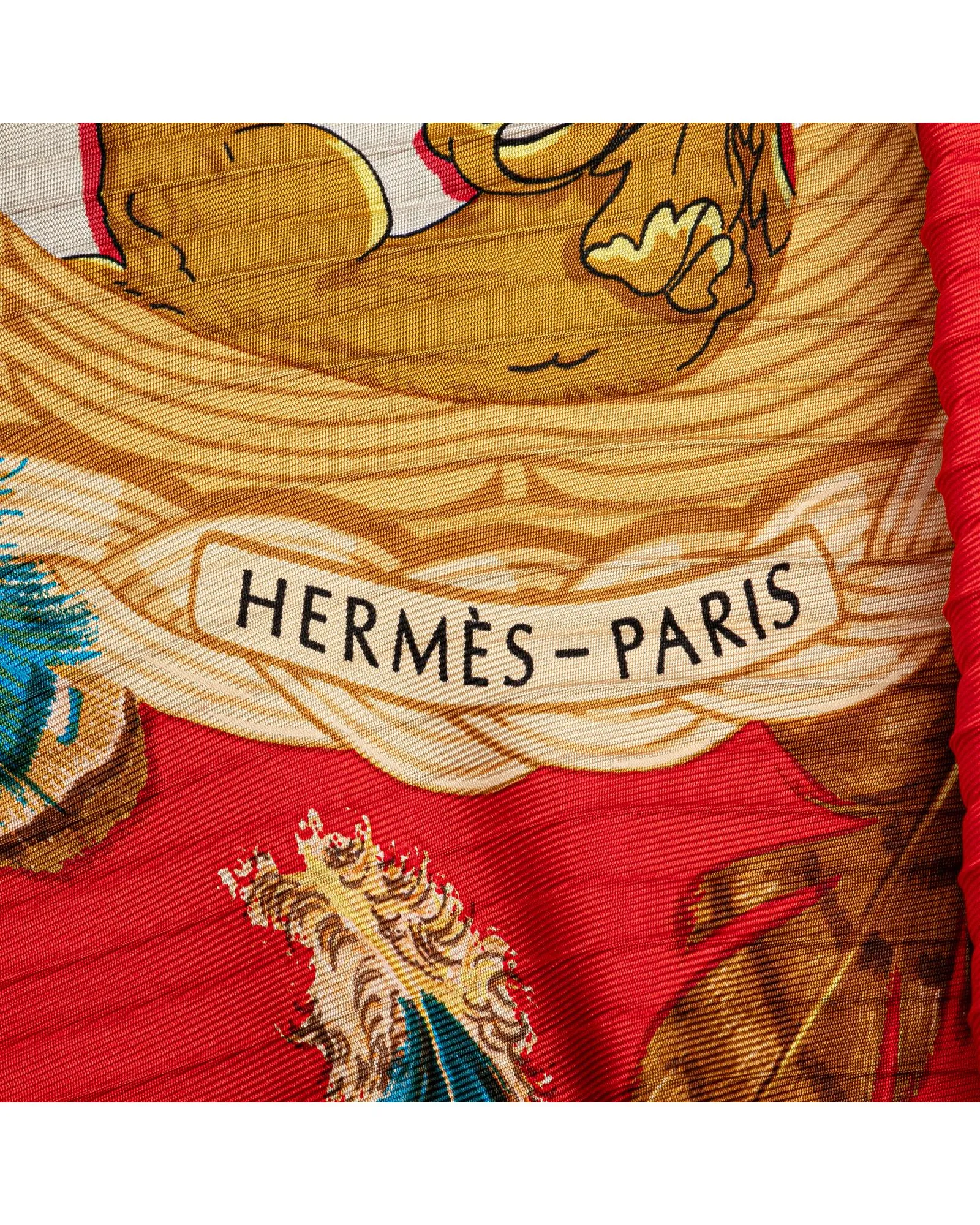 Pleated Silk Scarf with Print Design