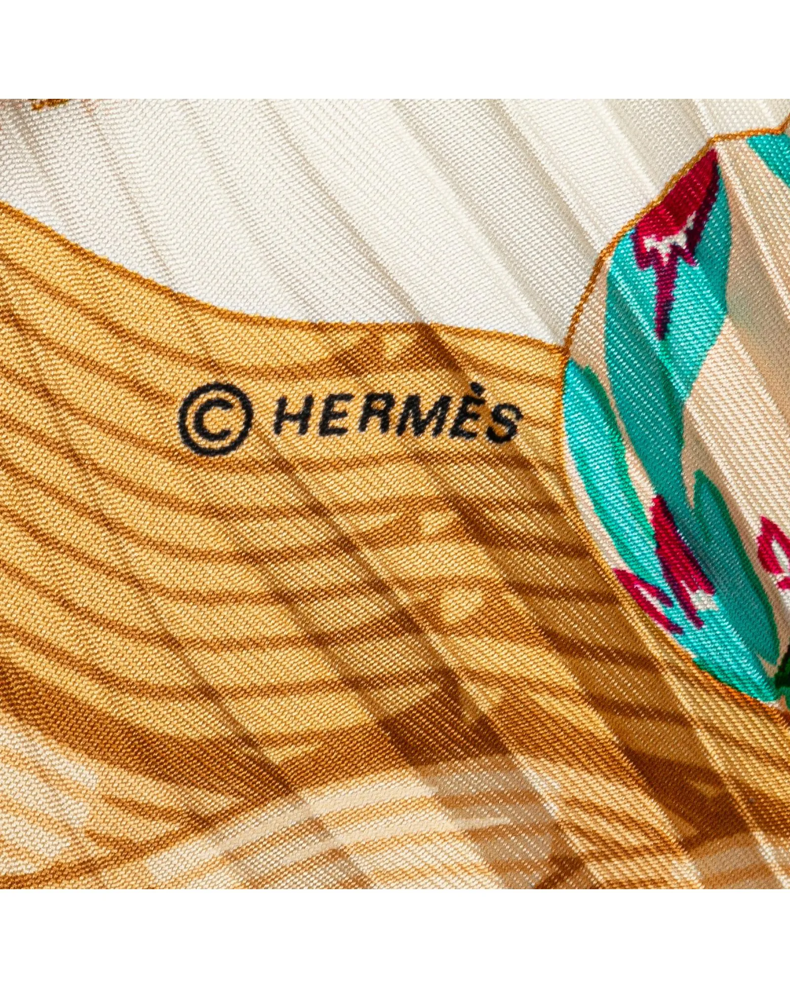 Pleated Silk Scarf with Print Design