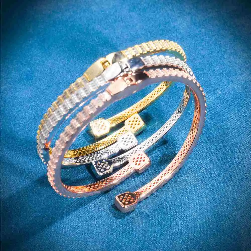 Thin Baguette Bangle Bracelet 14K Gold